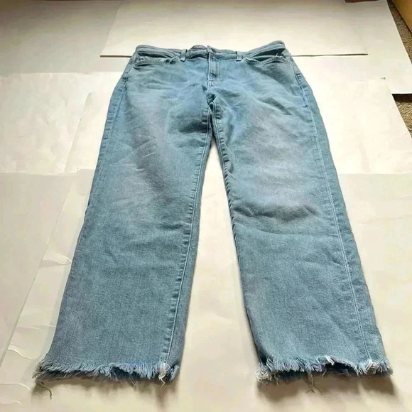 Joe's Jeans – The Scout – Mid rise slim leg tomboy  crop - Picture 1 of 8